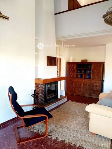 4 soverom Villa til salgs i Centro Urbano, Dénia med svømmebasseng garasje - € 490 000 (Ref: 9101749)