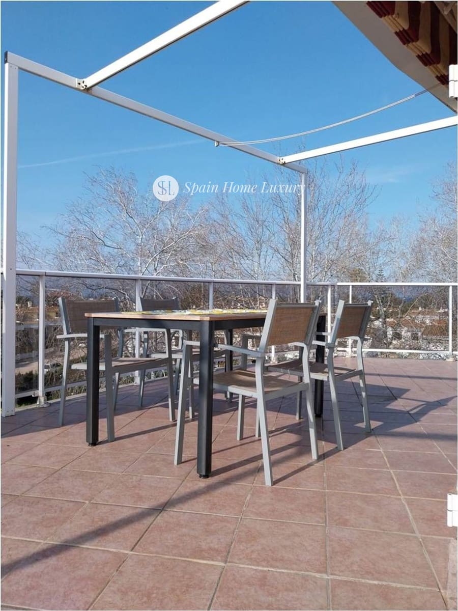 3 makuuhuone Kattohuoneisto myytävänä paikassa Denia mukana uima-altaan 
autotalli - 469 000 € (Ref: 9105823)