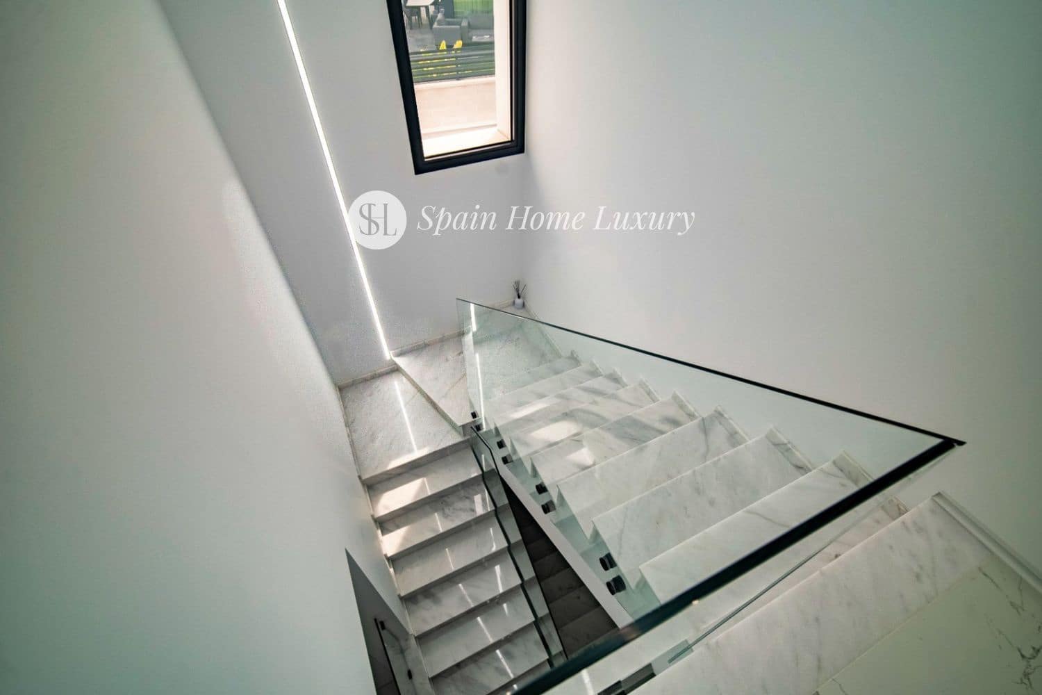 4 soveværelse Villa til salg i Benidorm med swimmingpool garage - € 2.500.000 (Ref: 9107196)