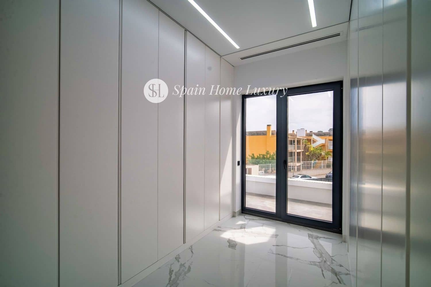 4 soveværelse Villa til salg i Benidorm med swimmingpool garage - € 2.500.000 (Ref: 9107196)