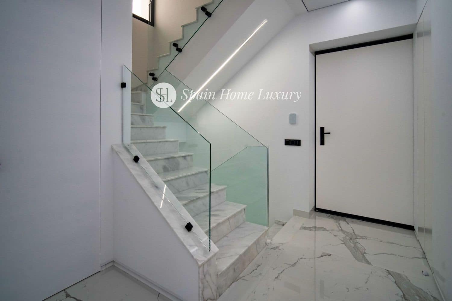 4 soveværelse Villa til salg i Benidorm med swimmingpool garage - € 2.500.000 (Ref: 9107196)