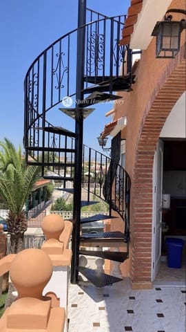 6 chambre Villa/Maison à vendre à Oliva Playa, Oliva avec garage - 500 000 € (Ref: 9117298)