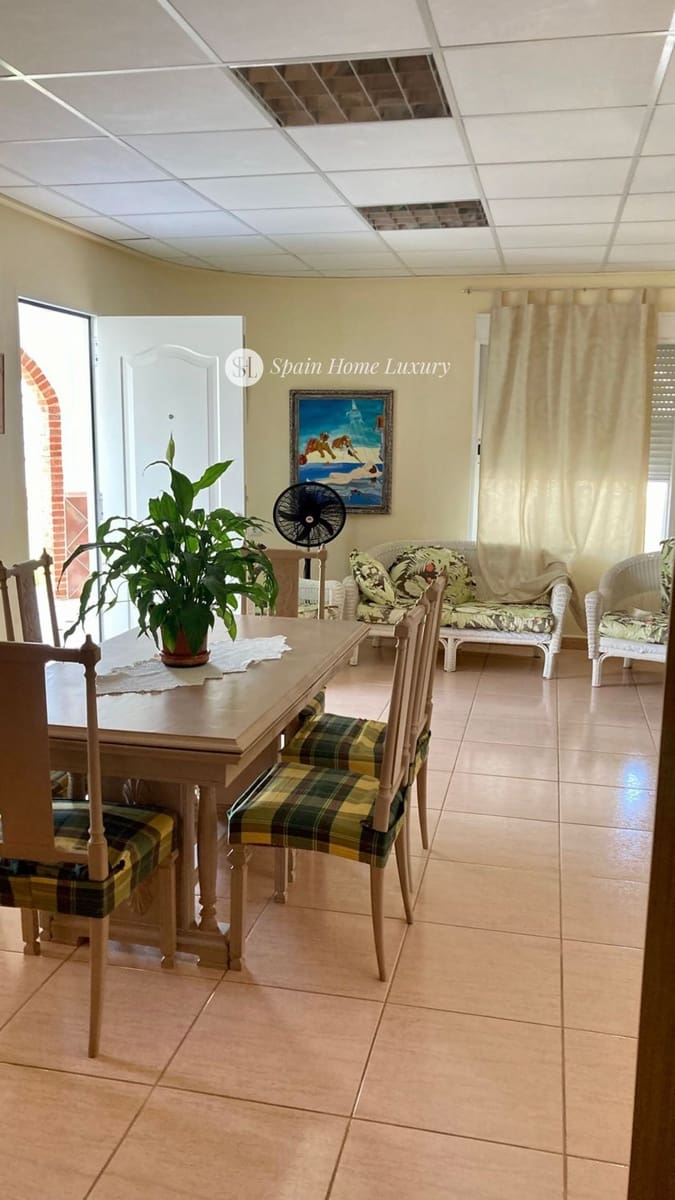 6 chambre Villa/Maison à vendre à Oliva avec garage - 500 000 € (Ref: 9117298)