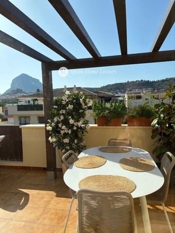 2 makuuhuone Asunto myytävänä paikassa Centro ciudad, Javea / Xàbia mukana uima-altaan 
autotalli - 397 000 € (Ref: 9153567)