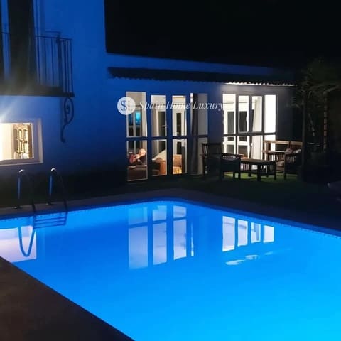 6 soveværelse Villa til salg i Callosa d'En Sarrià med swimmingpool garage - € 820.000 (Ref: 9164353)