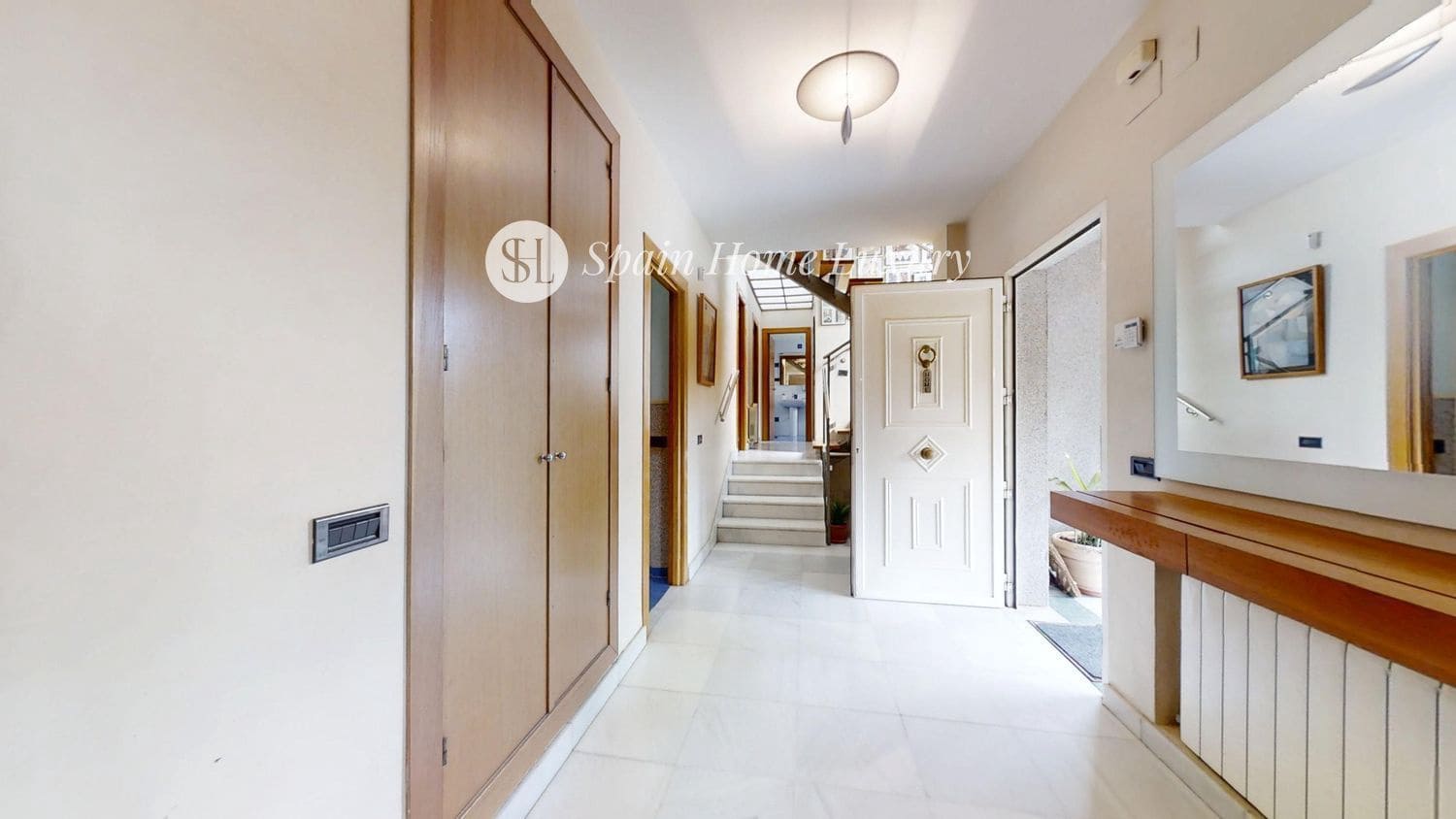 6 soveværelse Villa til salg i L'Eliana med swimmingpool garage - € 530.000 (Ref: 9189016)