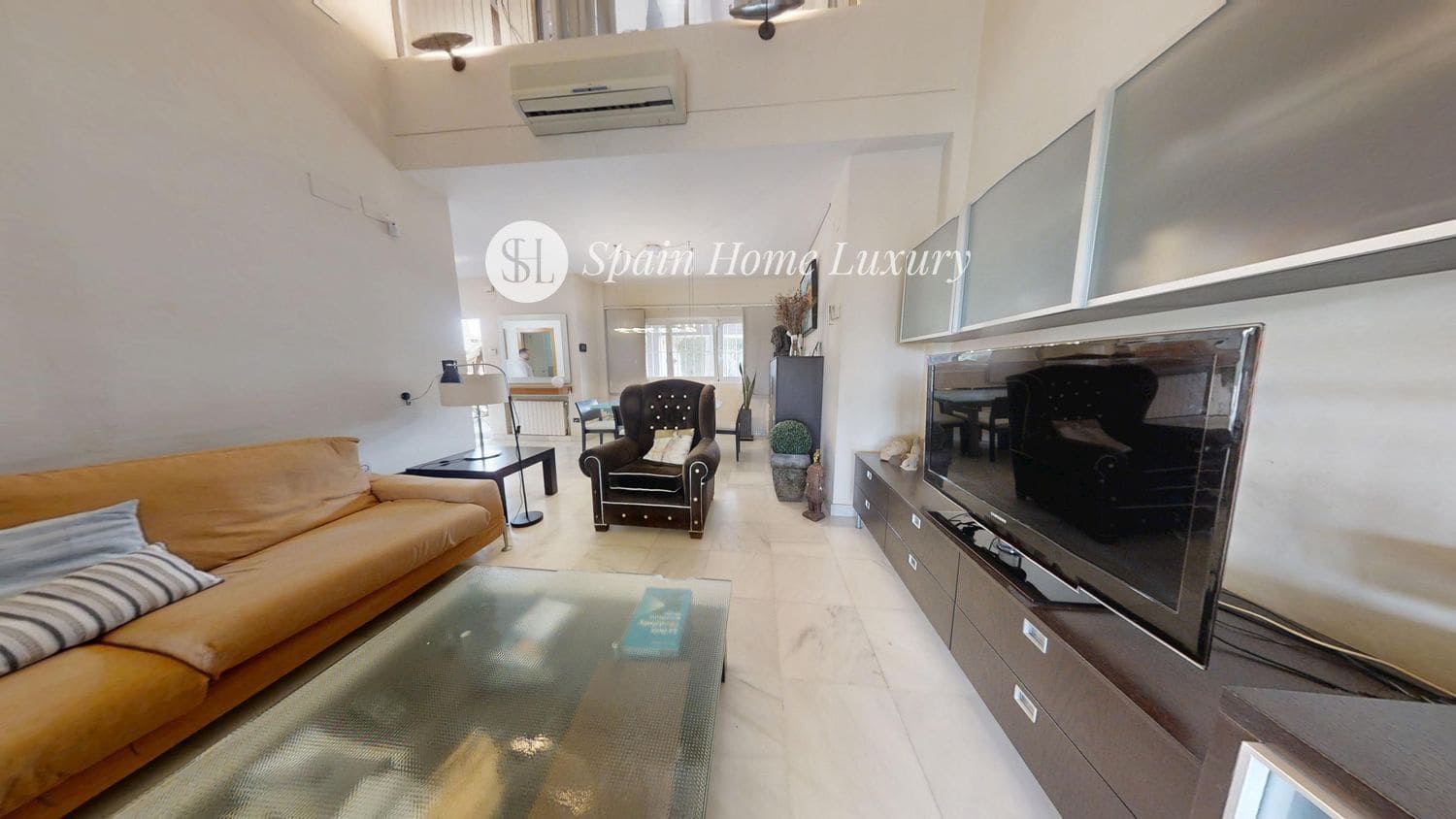 6 soveværelse Villa til salg i L'Eliana med swimmingpool garage - € 530.000 (Ref: 9189016)