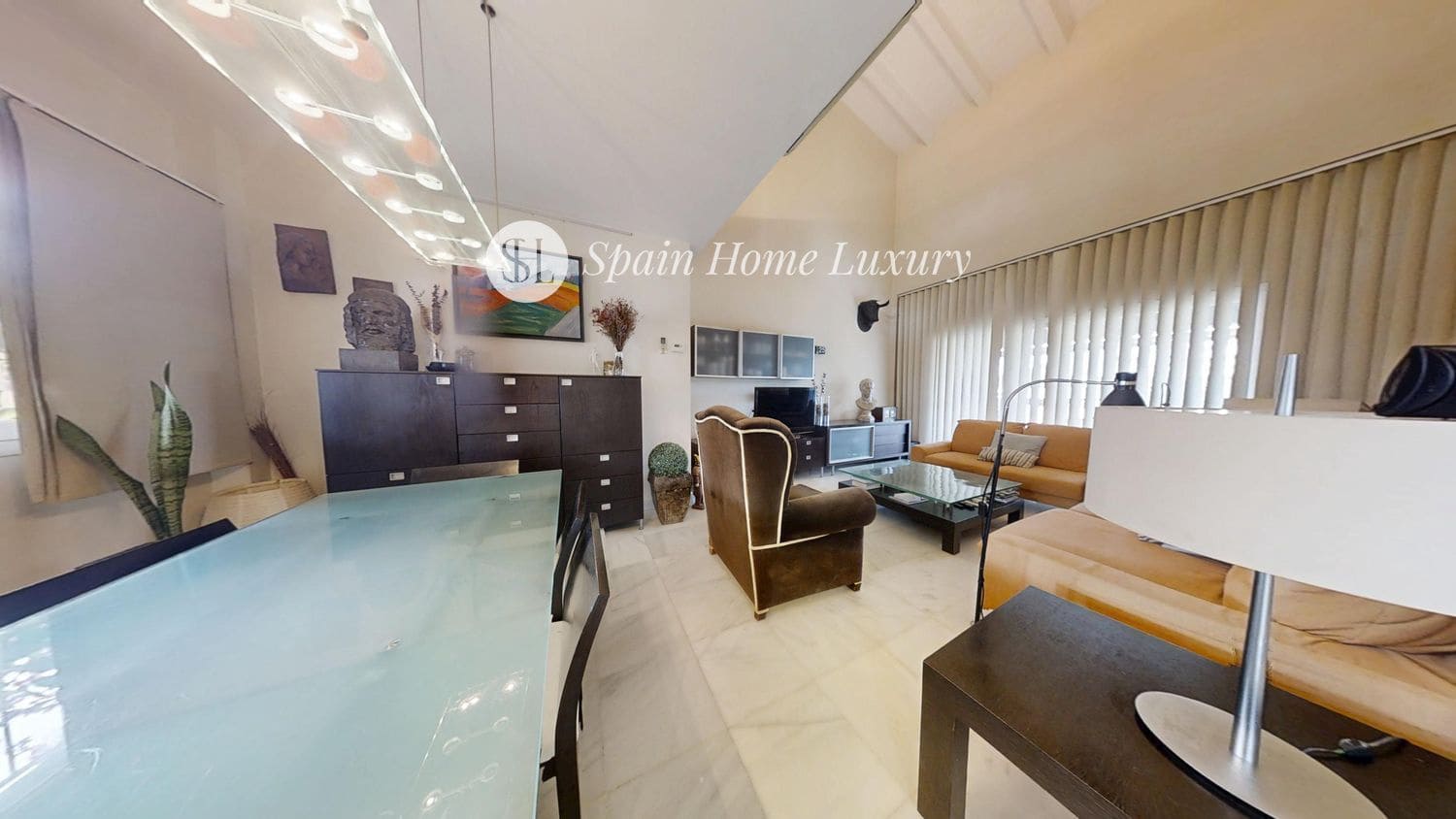 6 soveværelse Villa til salg i L'Eliana med swimmingpool garage - € 530.000 (Ref: 9189016)