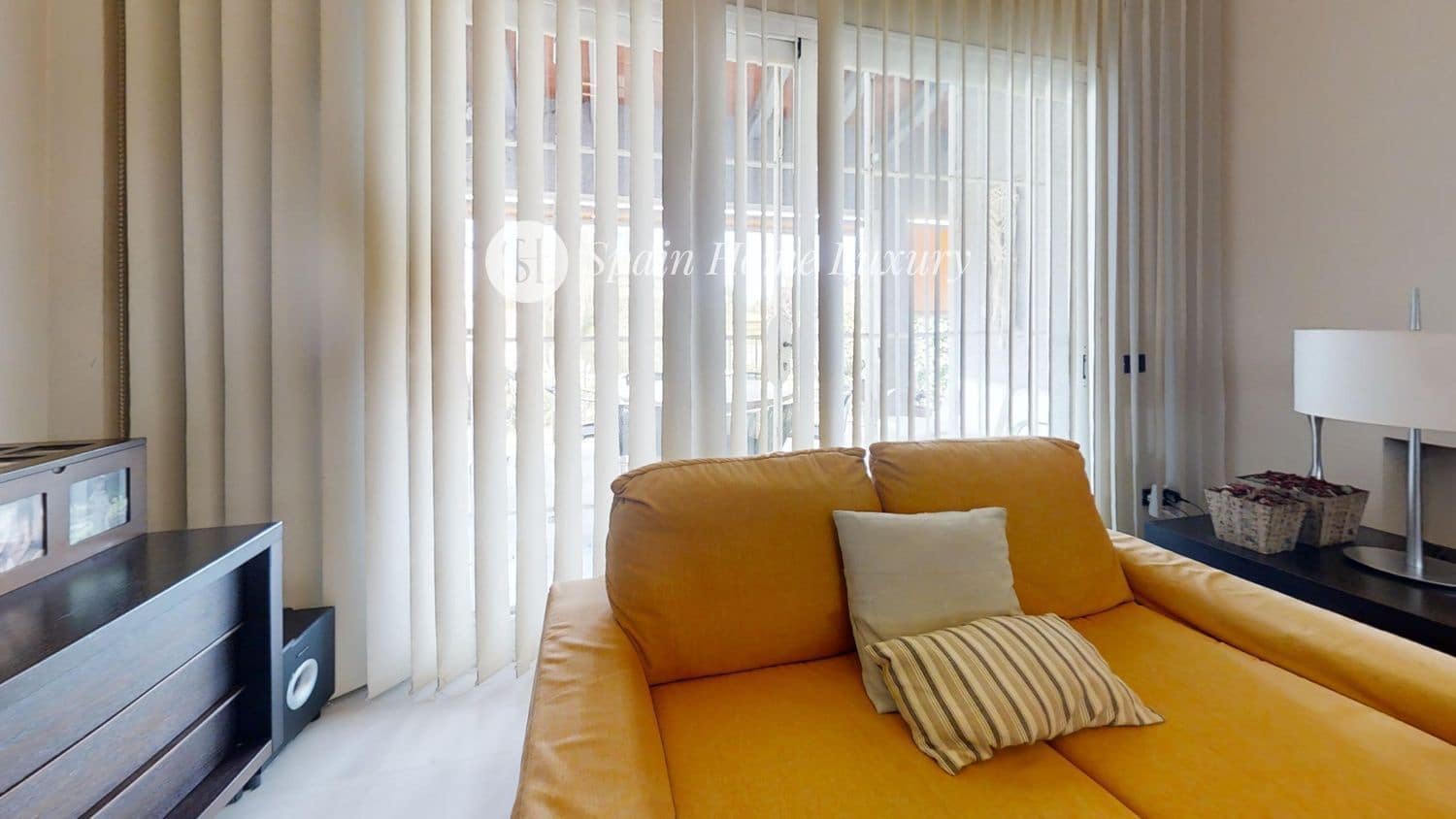 6 soveværelse Villa til salg i L'Eliana med swimmingpool garage - € 530.000 (Ref: 9189016)