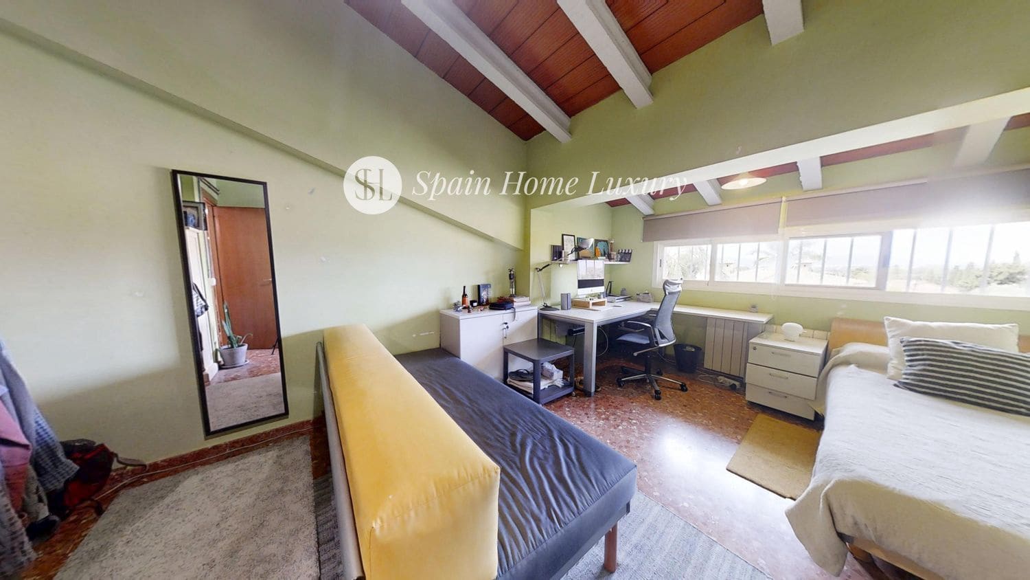 6 soveværelse Villa til salg i L'Eliana med swimmingpool garage - € 530.000 (Ref: 9189016)