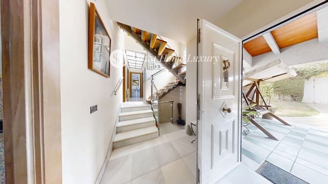 6 soverom Villa til salgs i L'Eliana med svømmebasseng garasje - € 530 000 (Ref: 9189016)