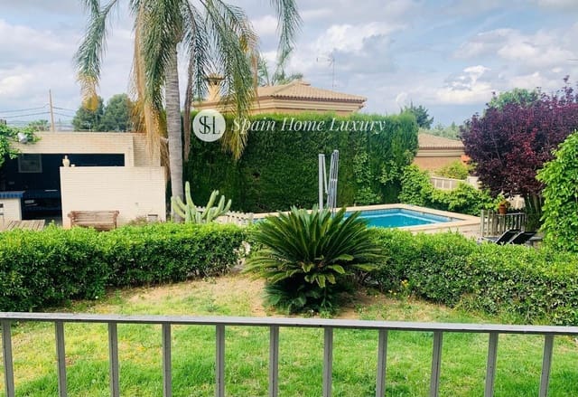 6 soverom Villa til salgs i L'Eliana med svømmebasseng garasje - € 530 000 (Ref: 9189016)