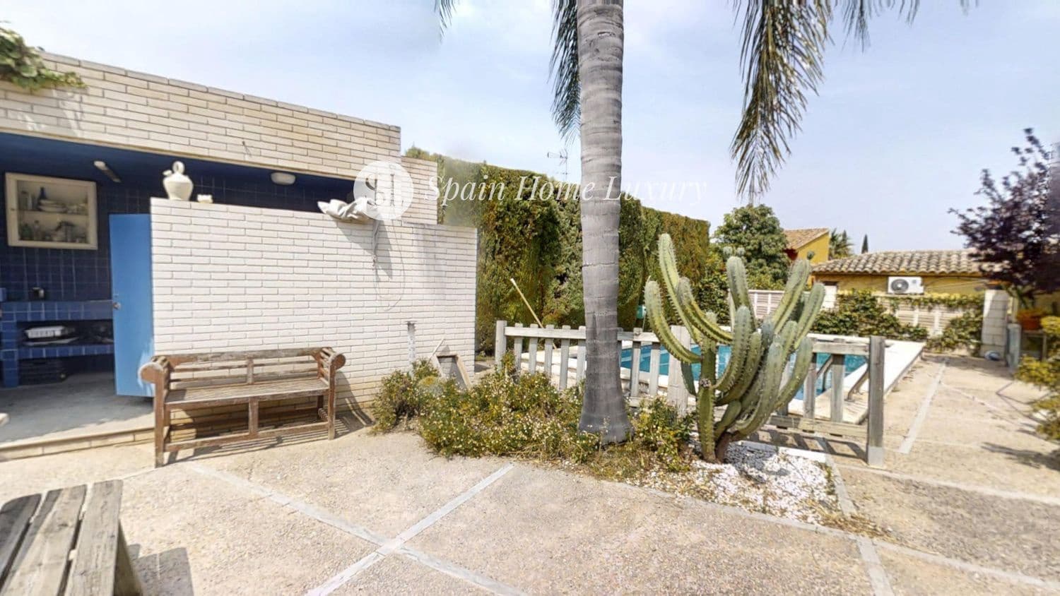 6 soveværelse Villa til salg i L'Eliana med swimmingpool garage - € 530.000 (Ref: 9189016)