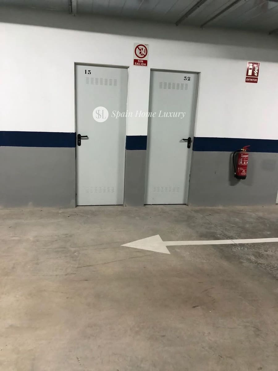 1 bedroom Flat for sale in Valencia city with pool garage - € 350,000 (Ref: 9189753)