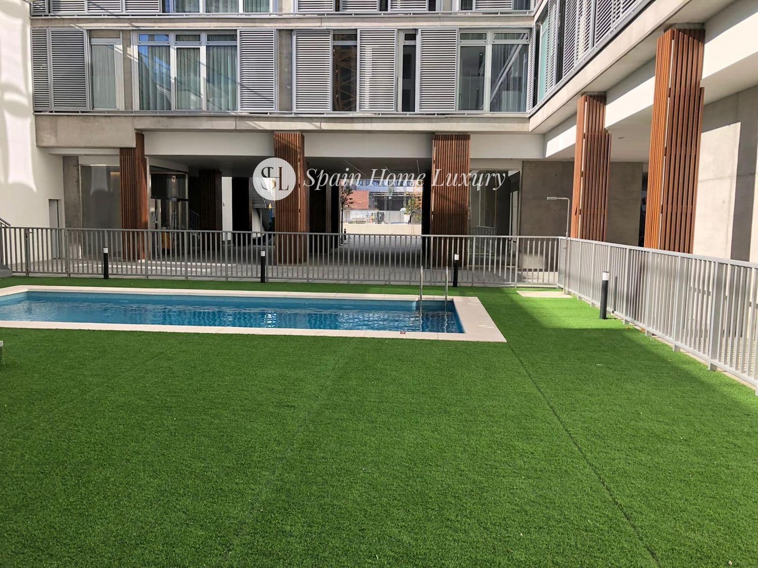 1 bedroom Flat for sale in Valencia city with pool garage - € 350,000 (Ref: 9189753)