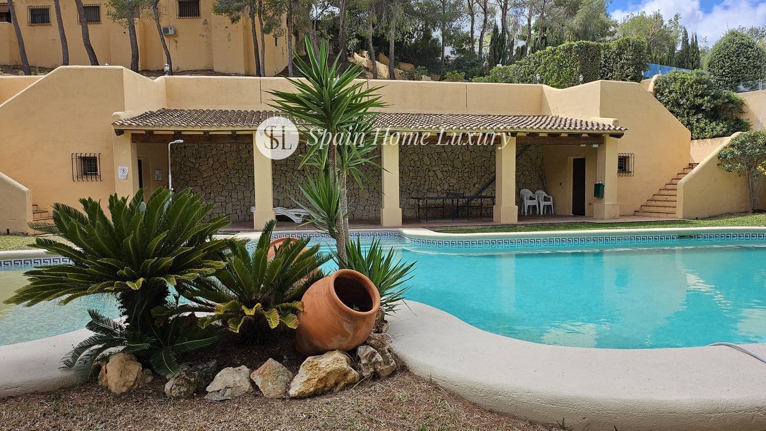 3 soveværelse Byhus til salg i Moraira med swimmingpool garage - € 520.000 (Ref: 9195078)