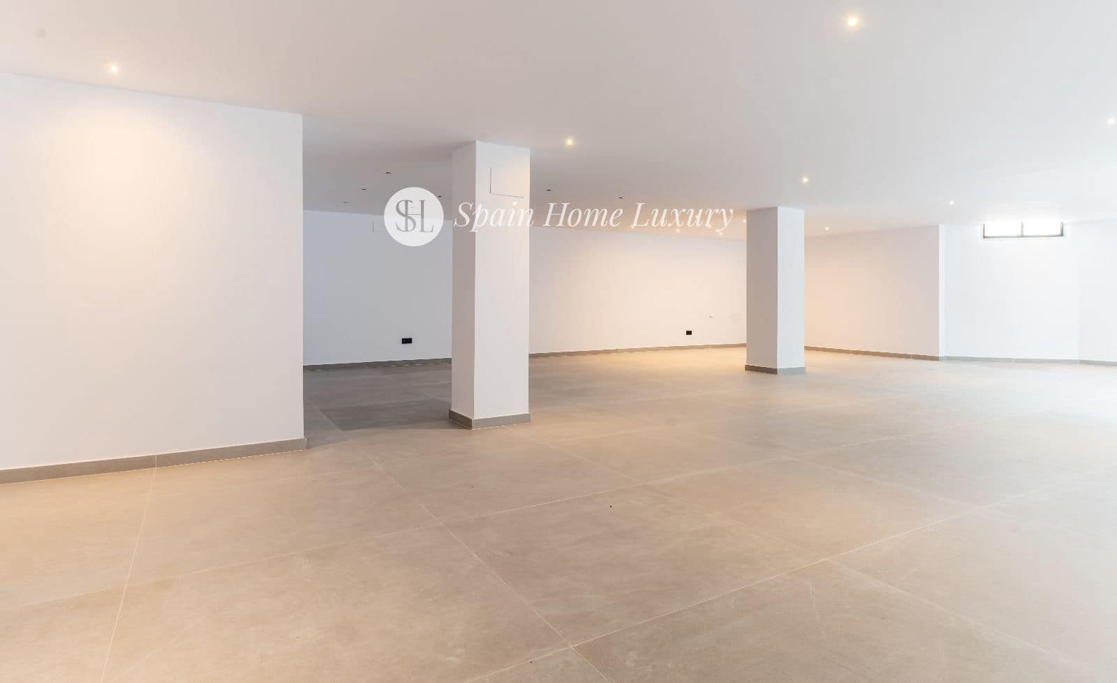 6 soverom Villa til salgs i Marbella med svømmebasseng garasje - € 3 800 000 (Ref: 9216504)