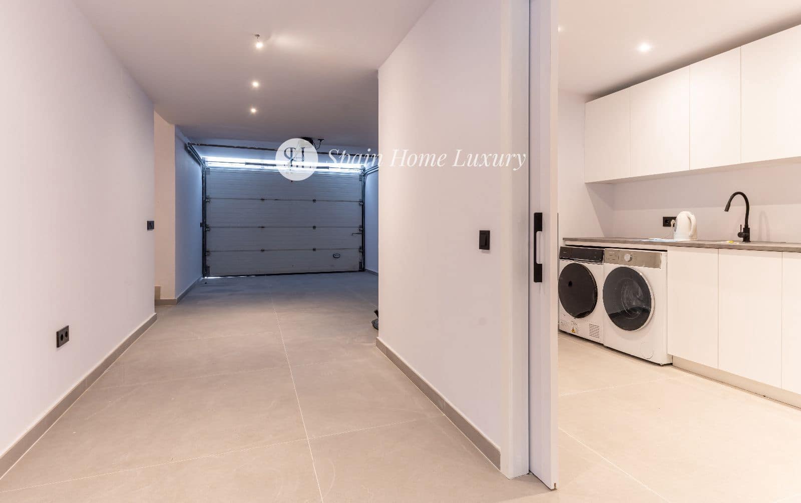 6 soverom Villa til salgs i Marbella med svømmebasseng garasje - € 3 800 000 (Ref: 9216504)