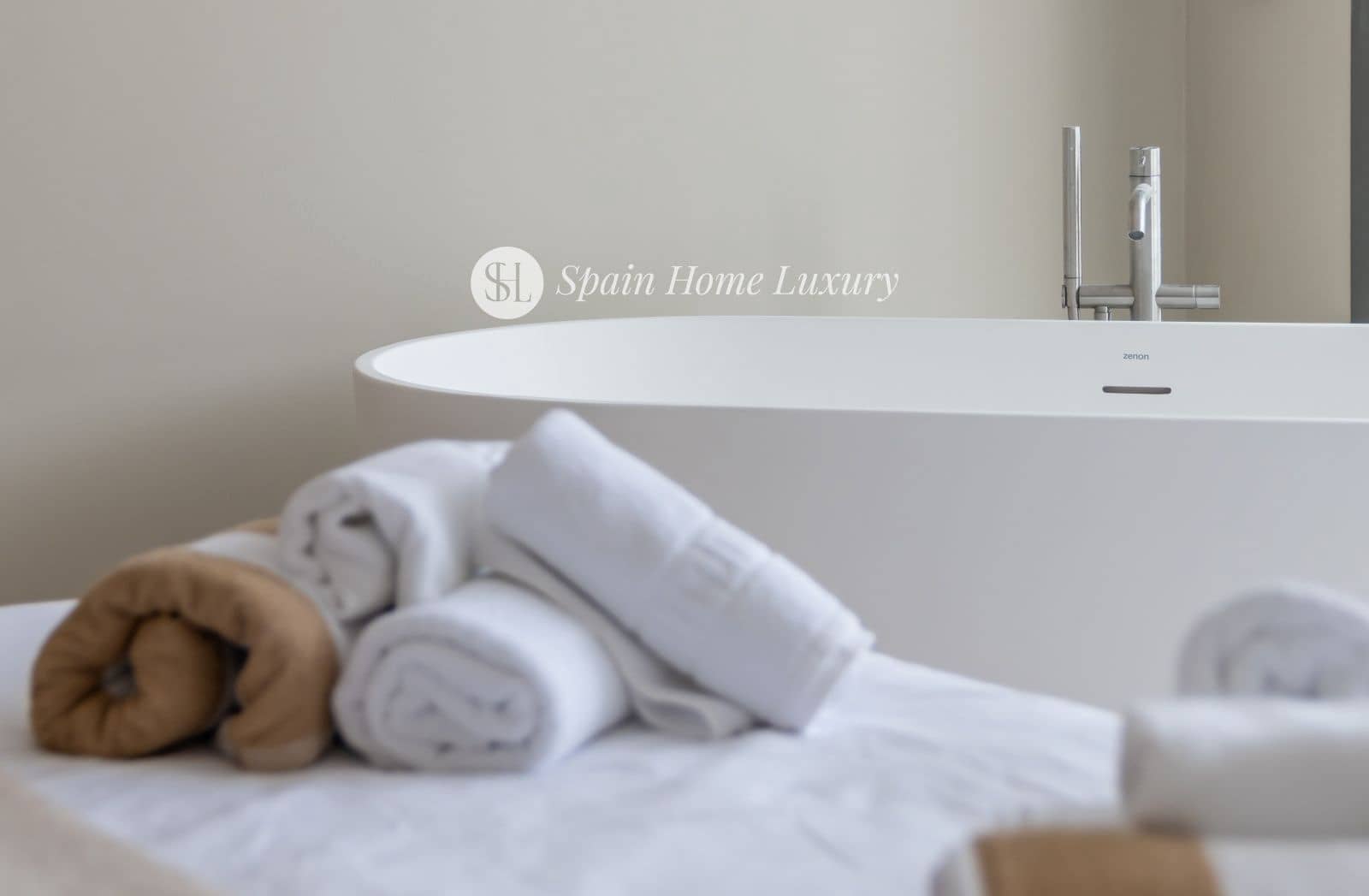 6 soverom Villa til salgs i Marbella med svømmebasseng garasje - € 3 800 000 (Ref: 9216504)