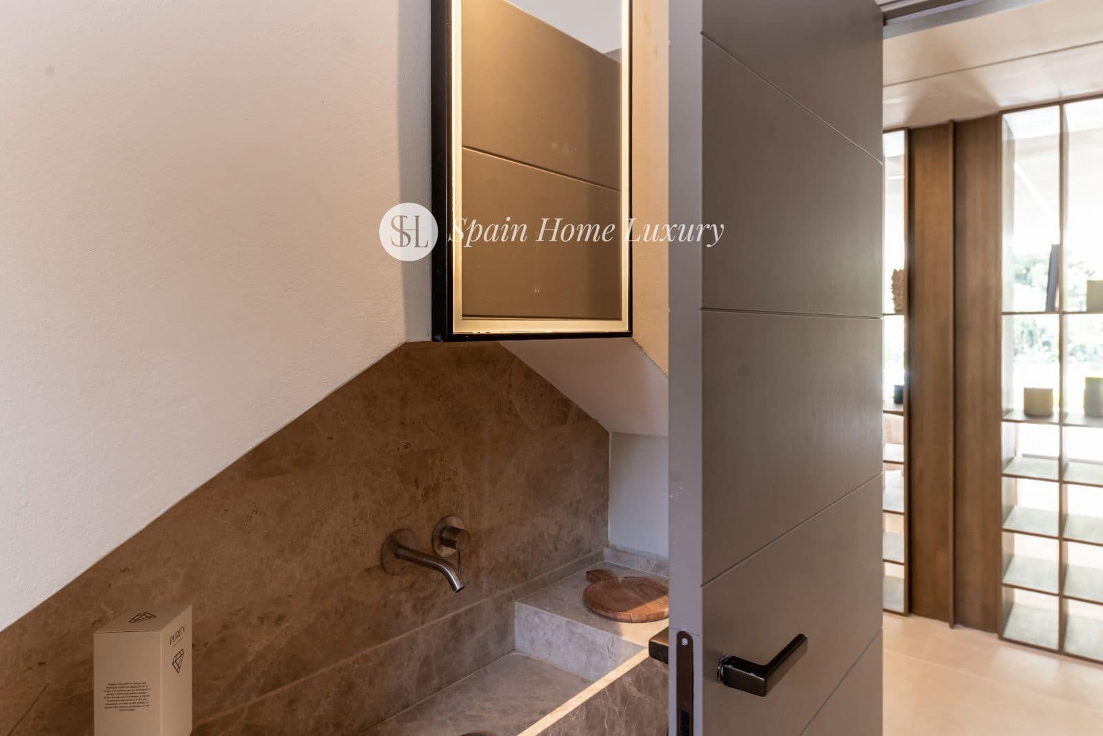 6 soverom Villa til salgs i Marbella med svømmebasseng garasje - € 3 800 000 (Ref: 9216504)