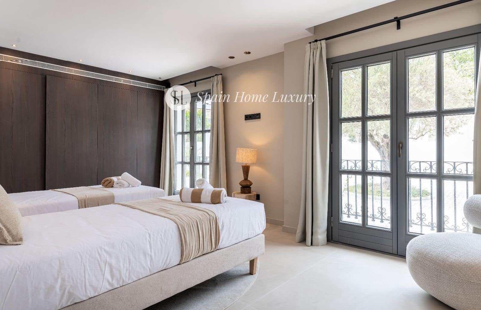 6 soverom Villa til salgs i Marbella med svømmebasseng garasje - € 3 800 000 (Ref: 9216504)