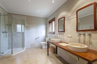 7 chambre Villa/Maison à vendre à Paterna - 1 125 000 € (Ref: 9219294)