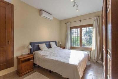 7 chambre Villa/Maison à vendre à Paterna - 1 125 000 € (Ref: 9219294)