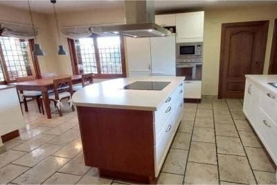 7 chambre Villa/Maison à vendre à Paterna - 1 125 000 € (Ref: 9219294)