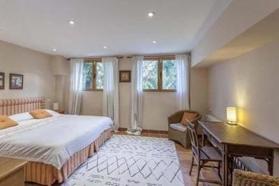 7 chambre Villa/Maison à vendre à Paterna - 1 125 000 € (Ref: 9219294)