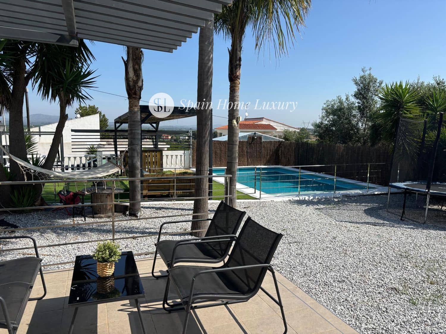 5 chambre Villa/Maison à vendre à Alberic avec piscine garage - 320 000 € (Ref: 9219383)