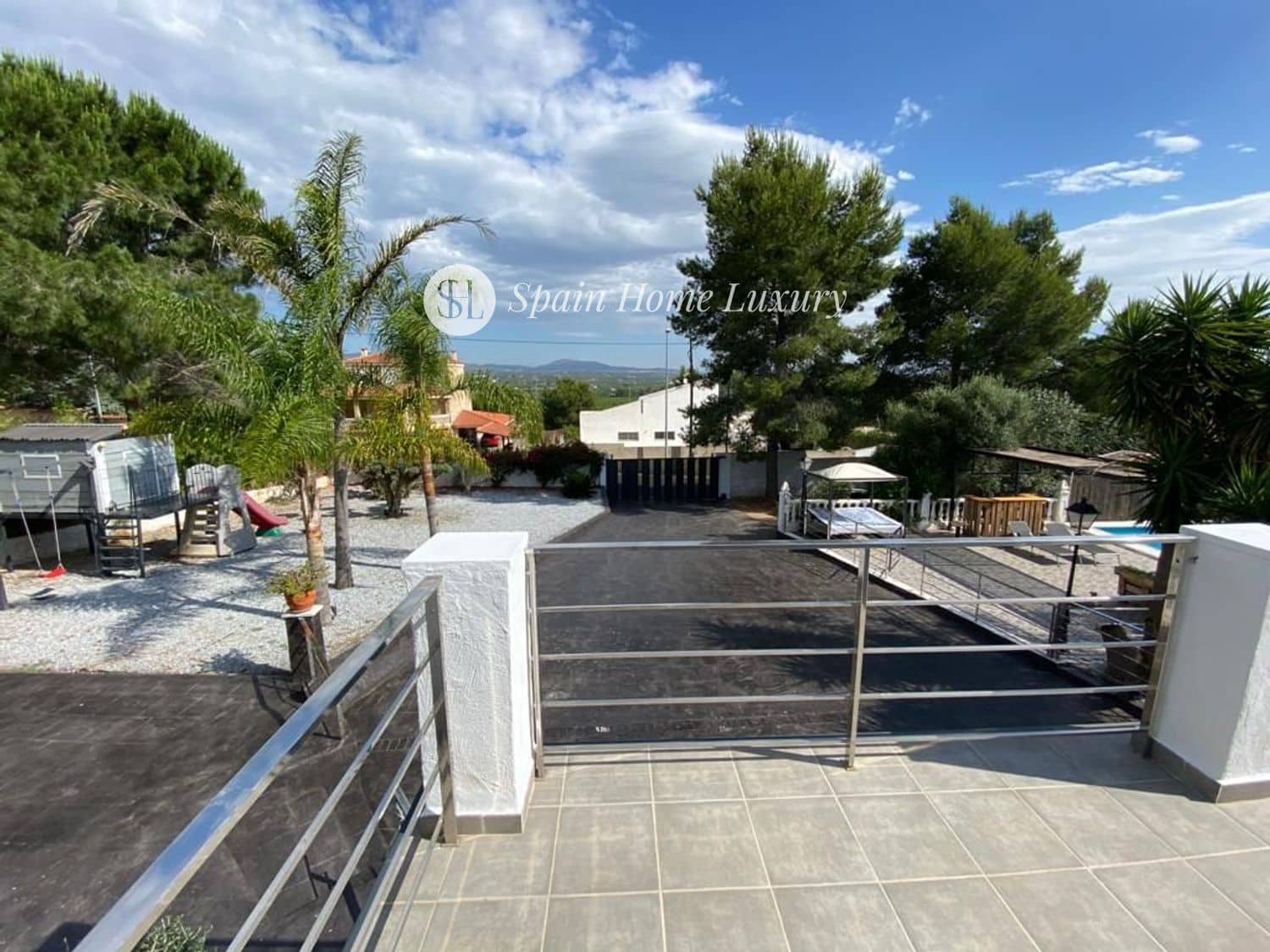 5 chambre Villa/Maison à vendre à Alberic avec piscine garage - 320 000 € (Ref: 9219383)