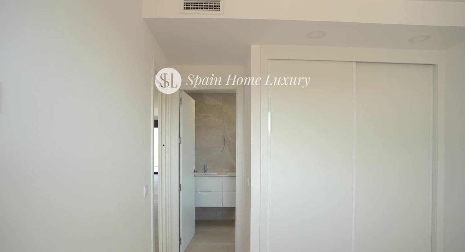 3 bedroom Flat for sale in Finestrat with pool garage - € 580,000 (Ref: 9230698)