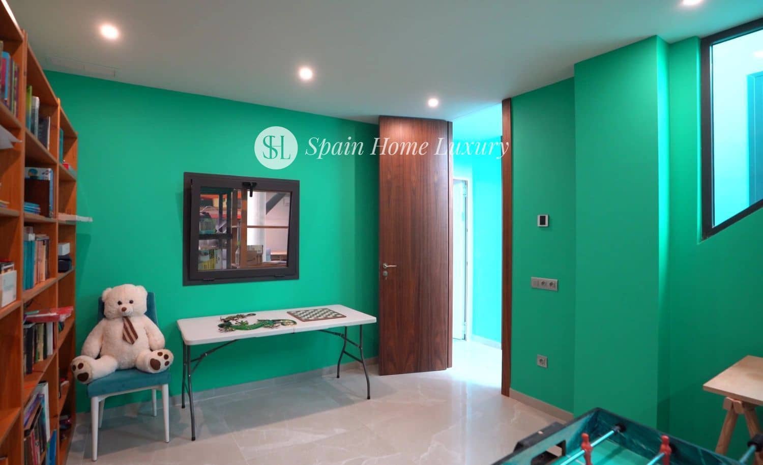 4 bedroom Villa for sale in Finestrat with pool garage - € 1,900,000 (Ref: 9230700)