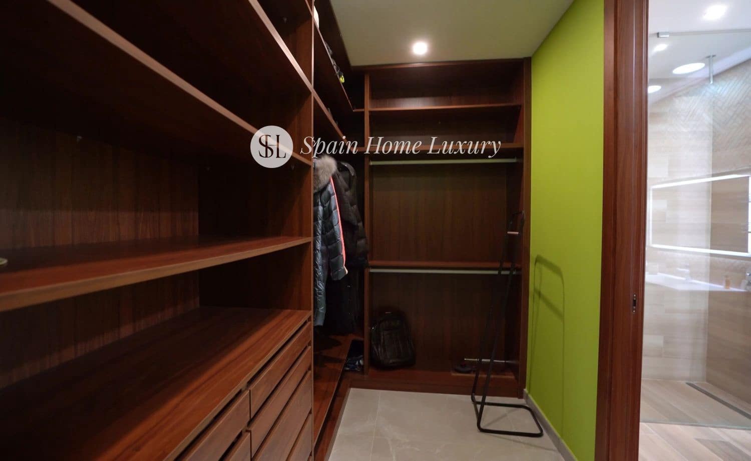 4 bedroom Villa for sale in Finestrat with pool garage - € 1,900,000 (Ref: 9230700)