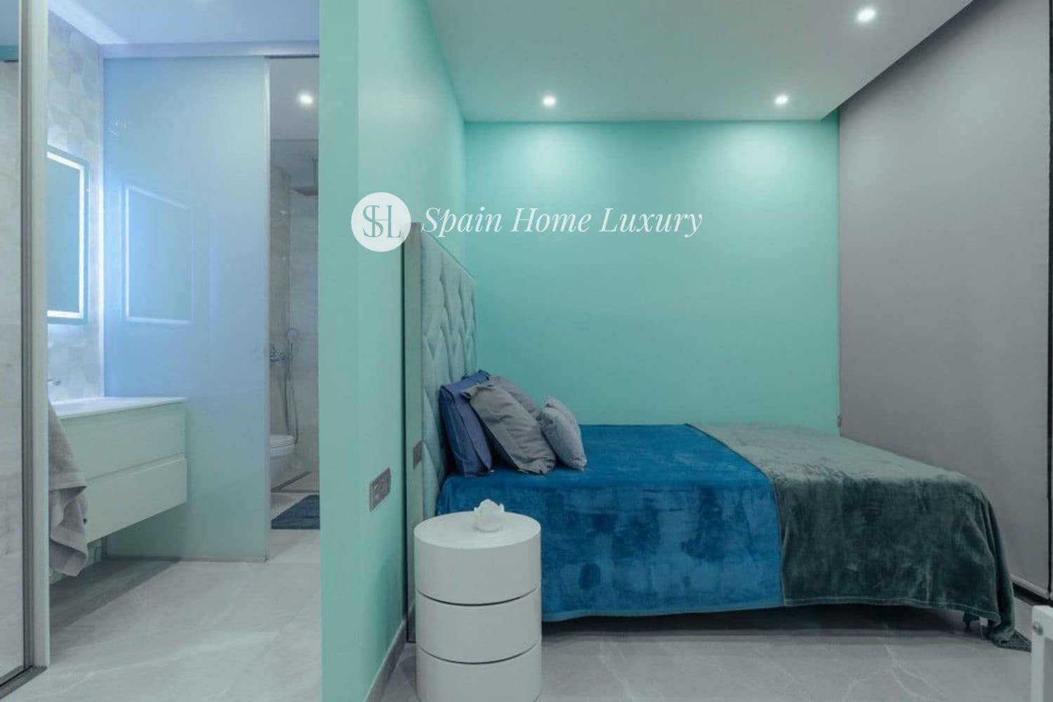 4 bedroom Villa for sale in Finestrat with pool garage - € 1,900,000 (Ref: 9230700)