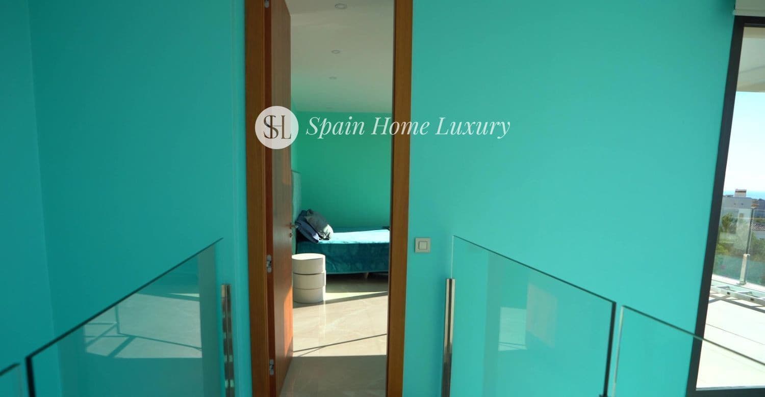 4 bedroom Villa for sale in Finestrat with pool garage - € 1,900,000 (Ref: 9230700)