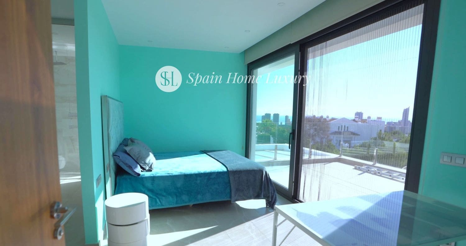 4 bedroom Villa for sale in Finestrat with pool garage - € 1,900,000 (Ref: 9230700)