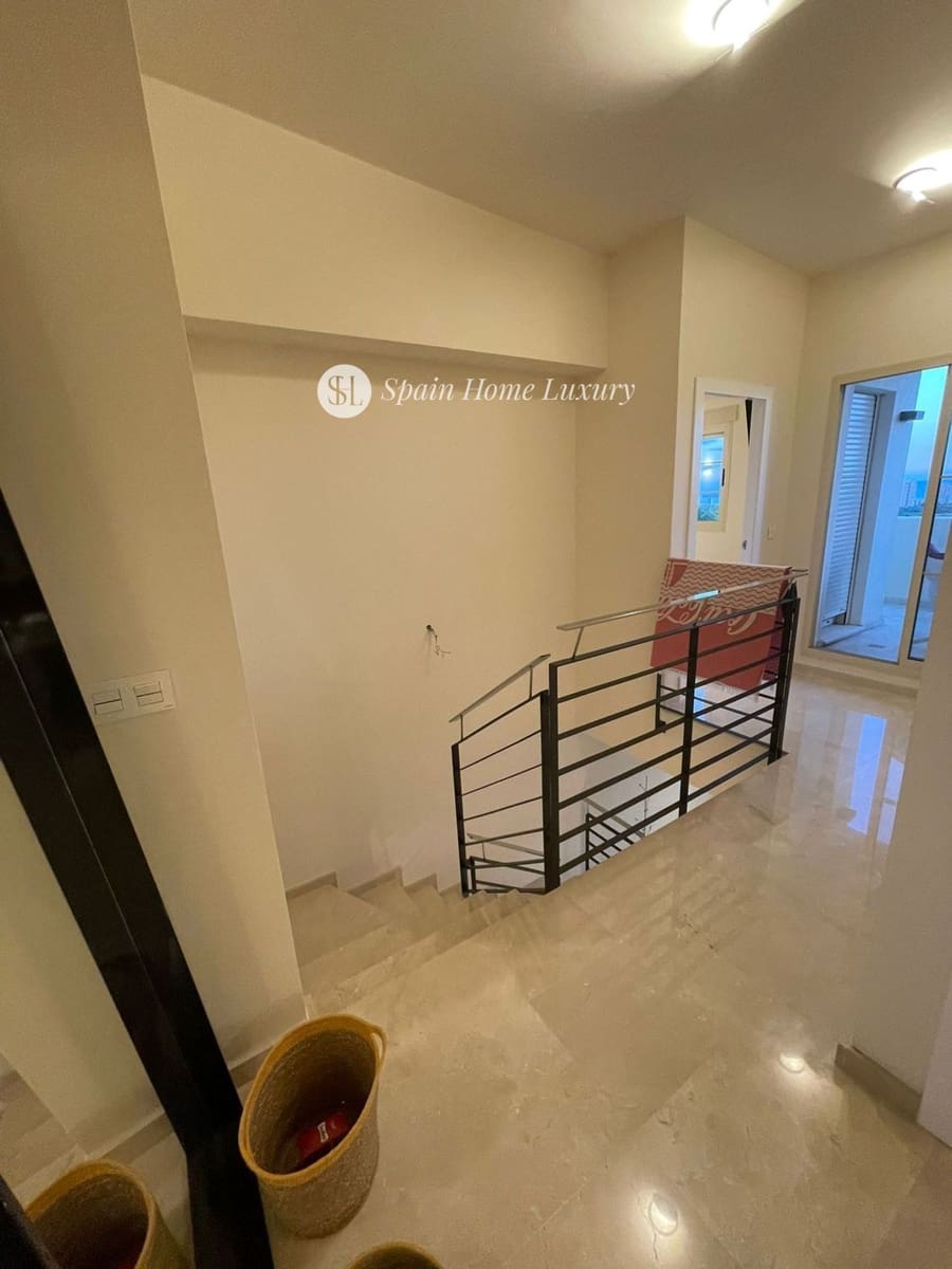 3 soveværelse Penthouse til salg i Finestrat med swimmingpool garage - € 450.000 (Ref: 9230734)