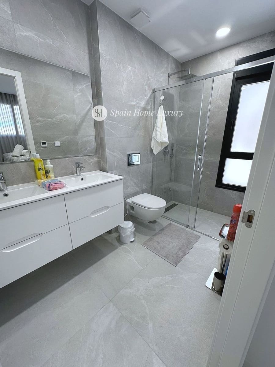 2 soverom Leilighet til leie i Finestrat med svømmebasseng garasje - € 1 850 (Ref: 9231830)