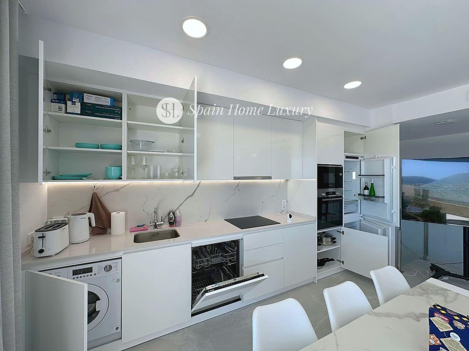 2 soverom Leilighet til leie i Finestrat med svømmebasseng garasje - € 1 850 (Ref: 9231830)