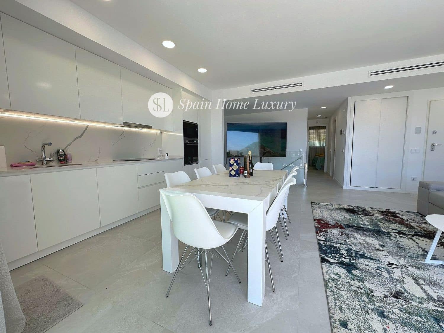 2 soverom Leilighet til leie i Finestrat med svømmebasseng garasje - € 1 850 (Ref: 9231830)