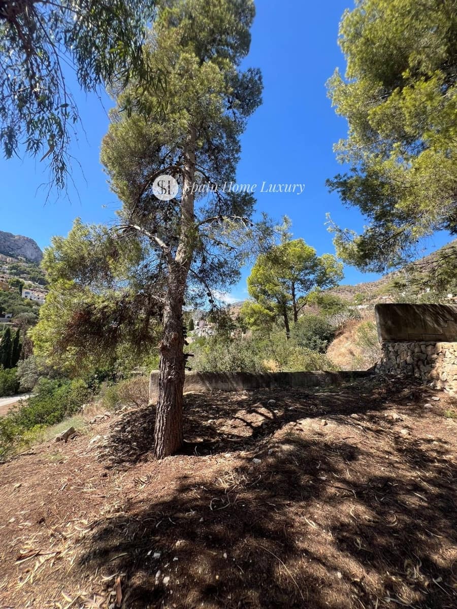 4 makuuhuone Huvila myytävänä paikassa Calpe / Calp mukana 
autotalli - 380 000 € (Ref: 9296405)