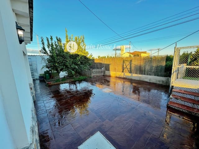 3 bedroom Villa for sale in Real de Gandía with pool garage - € 280,000 (Ref: 9306834)