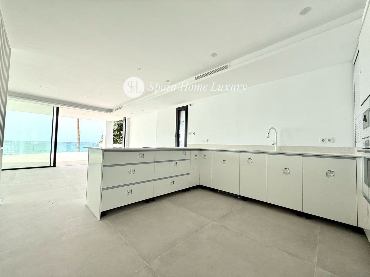 5 camera da letto Villa in vendita in El Campello con garage - 2.700.000 € (Rif: 9312045)