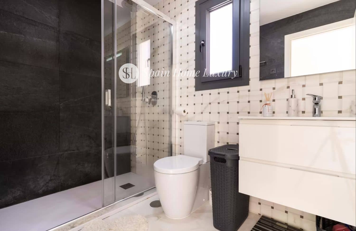 3 bedroom Villa for sale in Finestrat with pool garage - € 685,000 (Ref: 9317850)