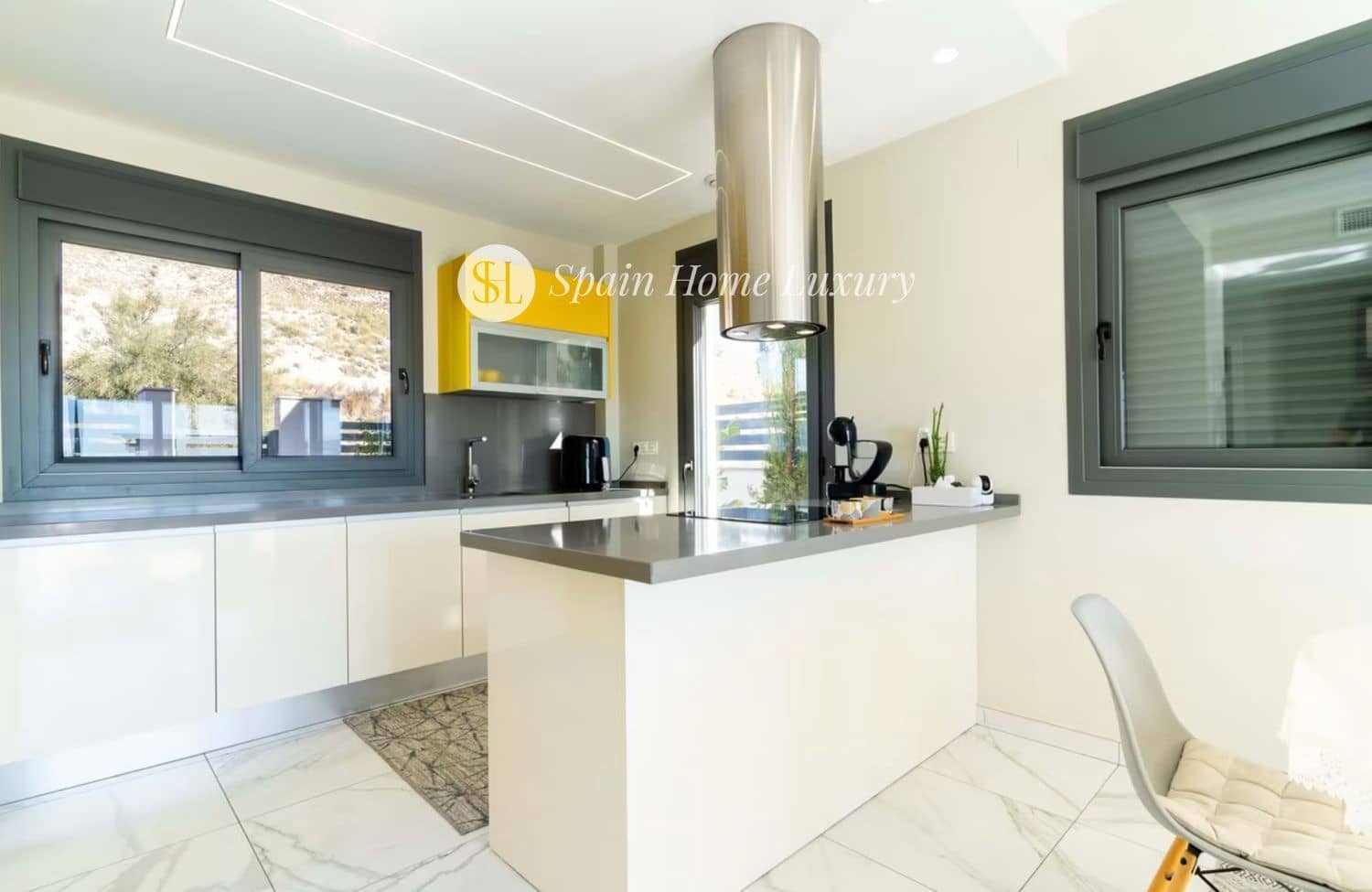 3 bedroom Villa for sale in Finestrat with pool garage - € 685,000 (Ref: 9317850)