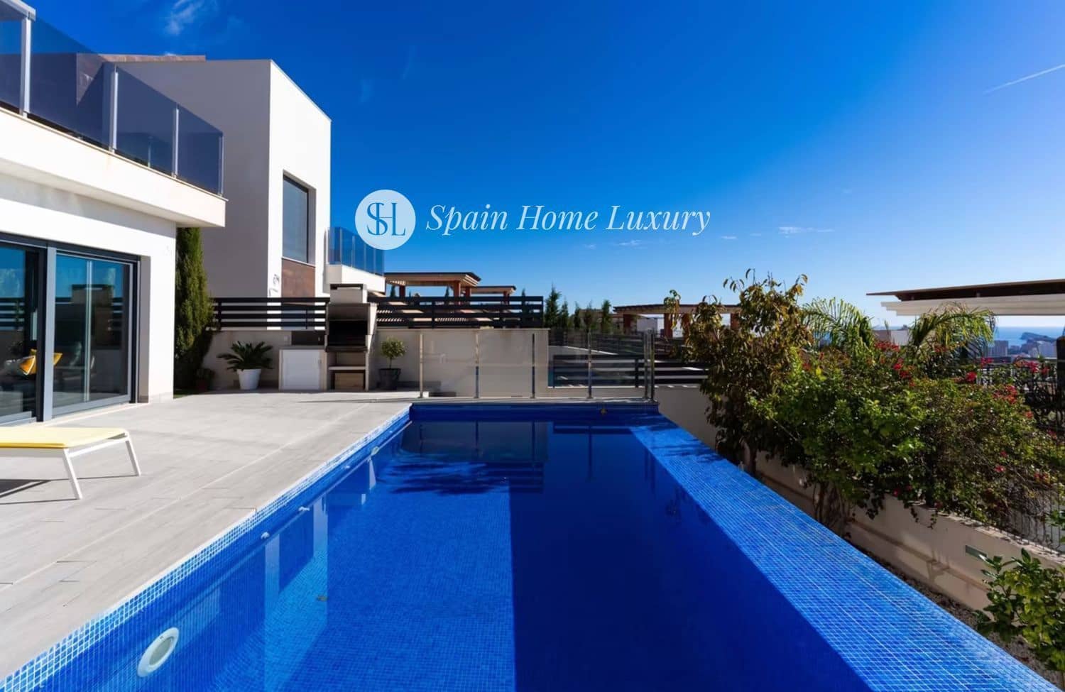 3 bedroom Villa for sale in Finestrat with pool garage - € 685,000 (Ref: 9317850)