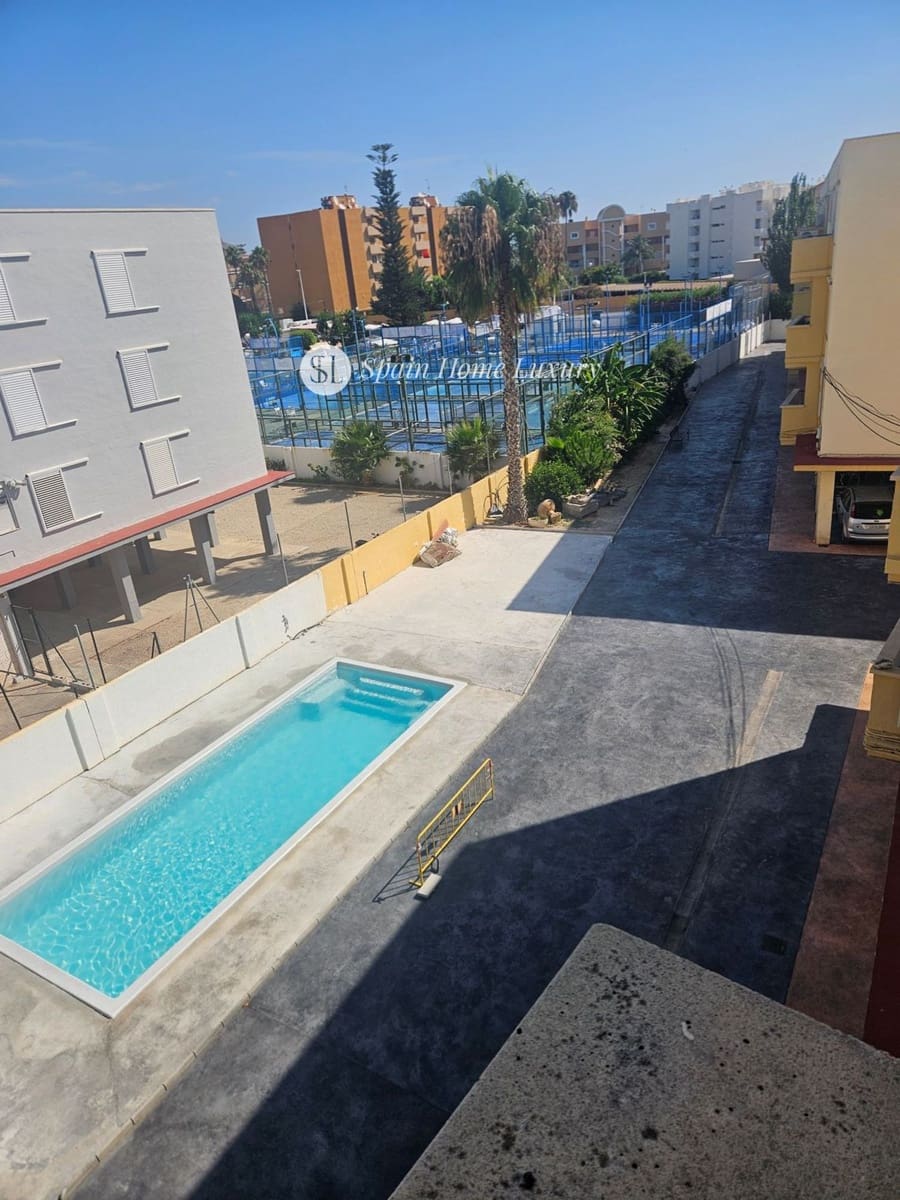 Piso de 2 habitaciones en Javea / Xàbia en venta con piscina - 274.000 € (Ref: 9331038)