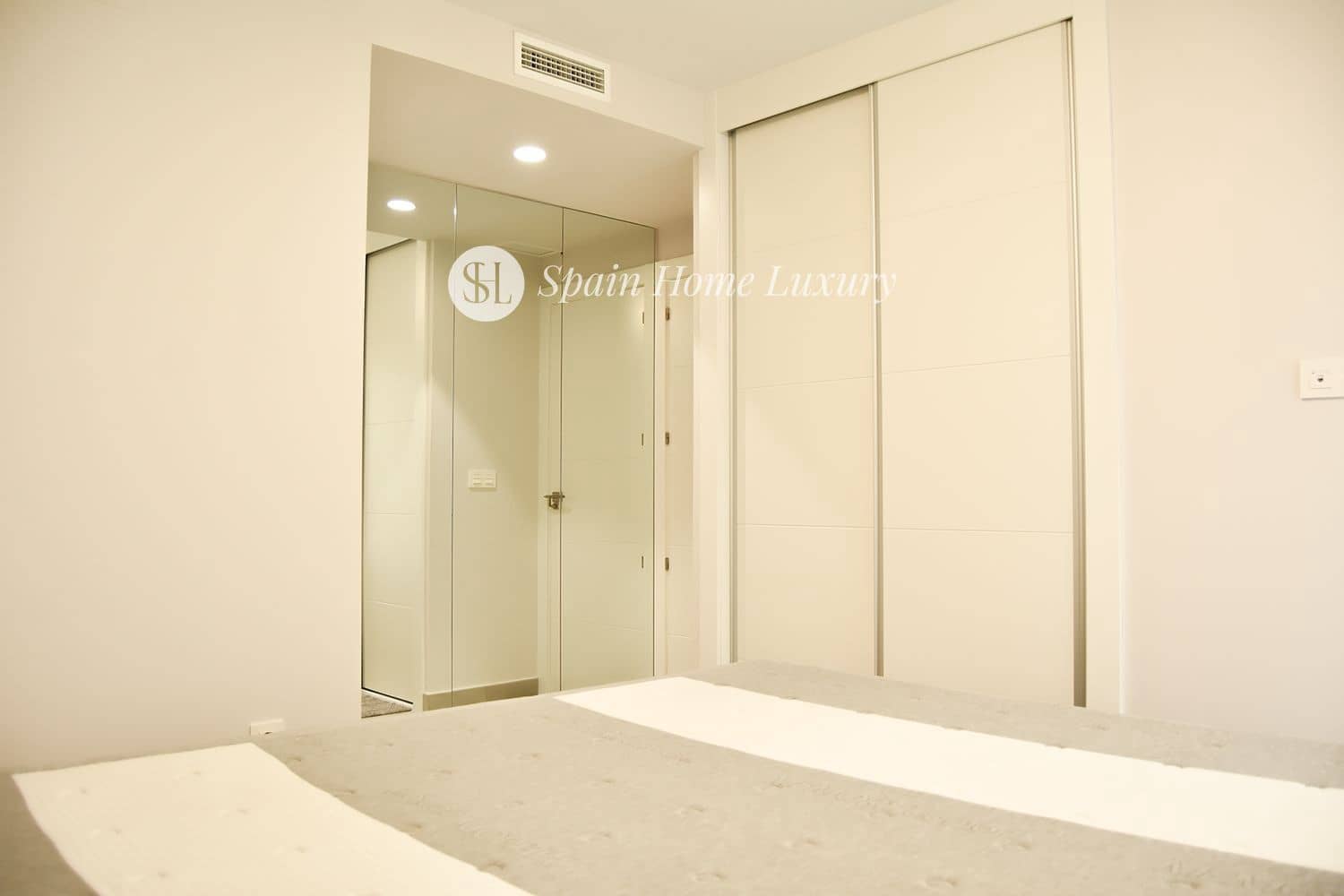 2 bedroom Flat for sale in Javea / Xabia with pool garage - € 479,999 (Ref: 9331039)