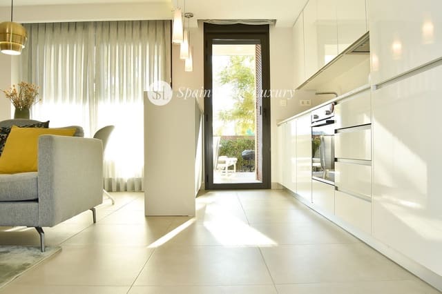 2 bedroom Flat for sale in Javea / Xàbia with pool garage - € 479,999 (Ref: 9331039)